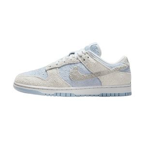 Nike Women’s Dunk Low Light Armory Blue and Photon Dust